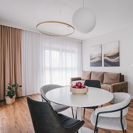 Zen Center Apartment - Free Parking Торунь Екстер'єр фото