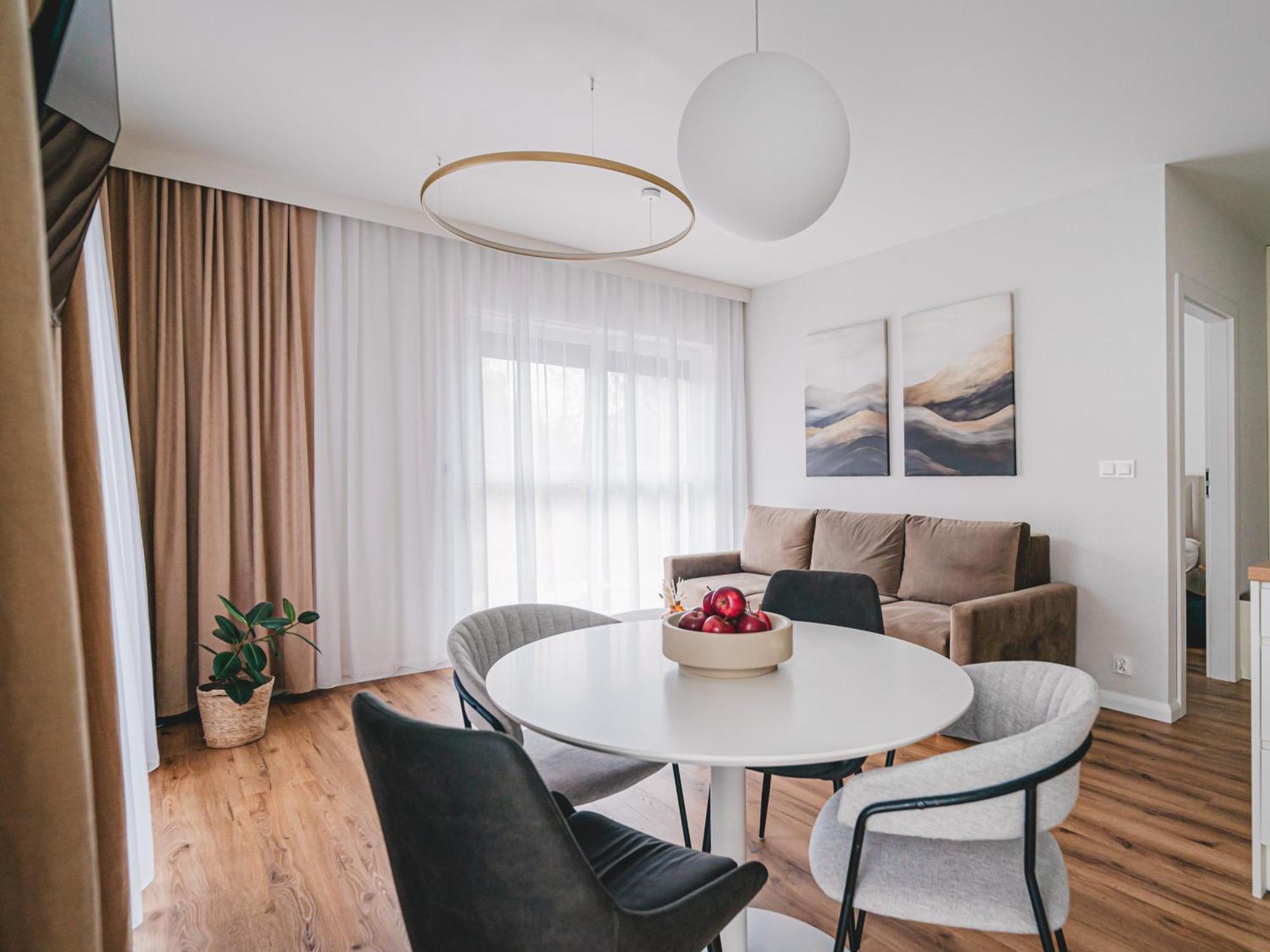 Zen Center Apartment - Free Parking Торунь Екстер'єр фото